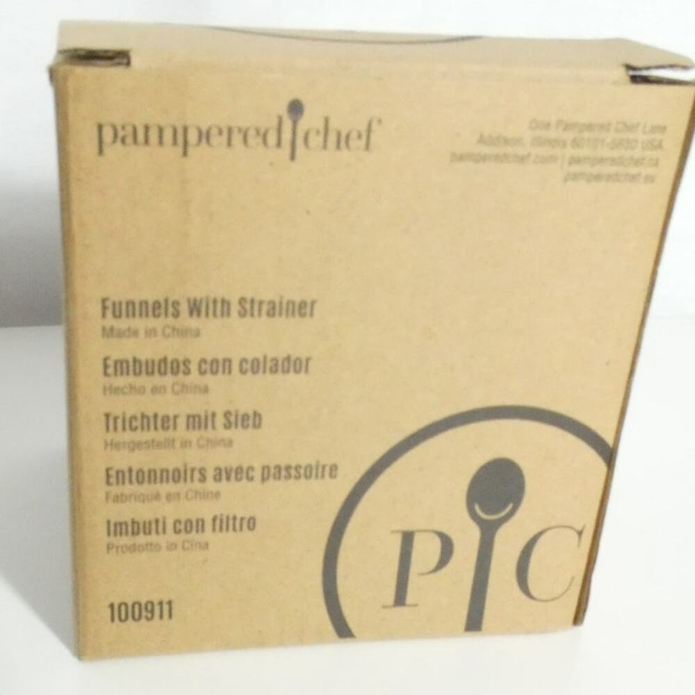 Pampered Chef Funnels With Strainers 100911 New In Box